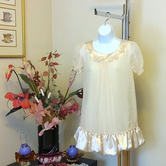 NWT Girl's Lace Cream Light Yellow Ruffle Pleated Summer Lined Dress US 14 - Picture 4 of 7